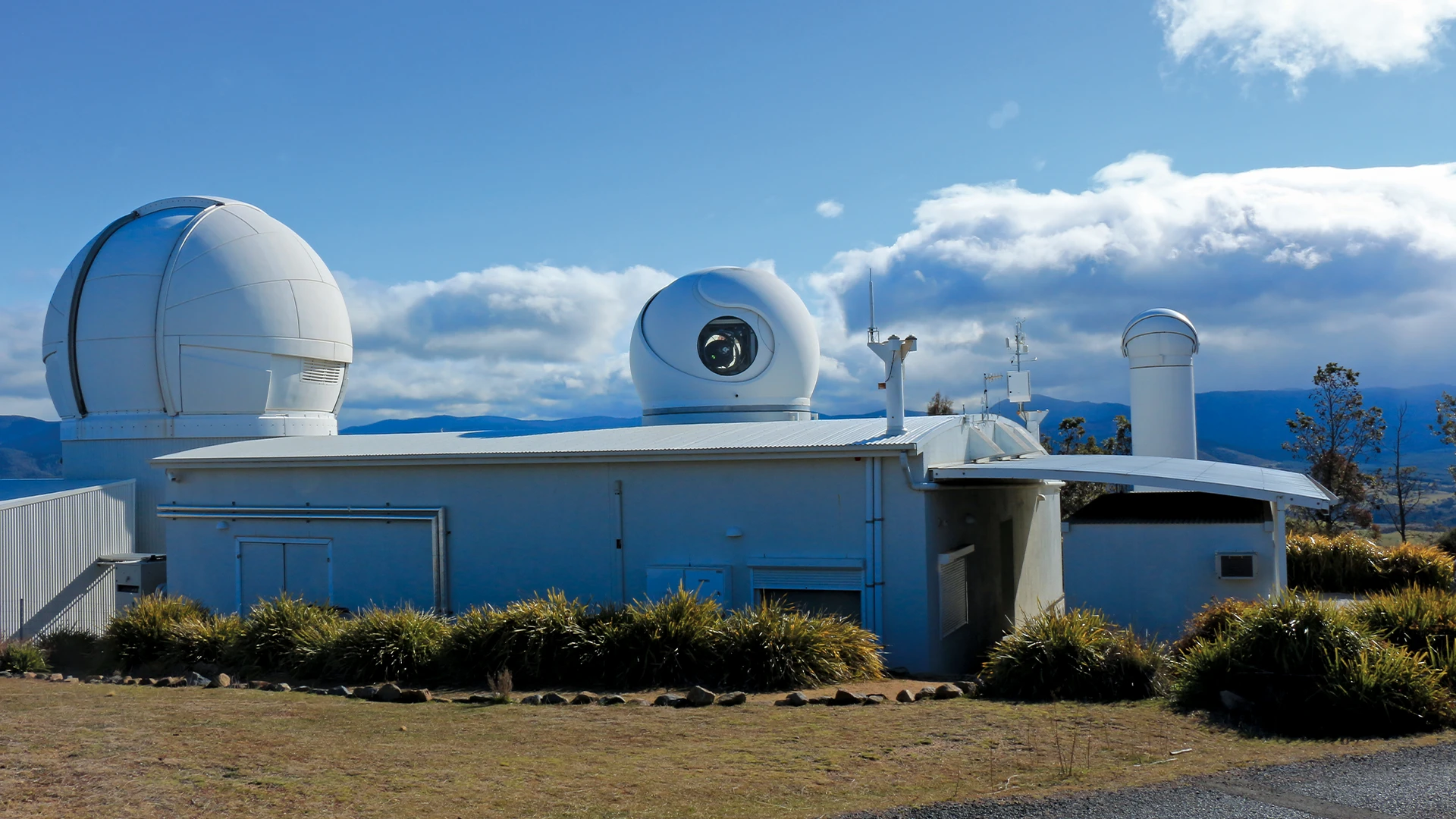 Typhoon enclosure observatory